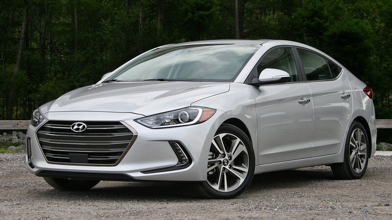 xe-hyundai-elantra-2017-1